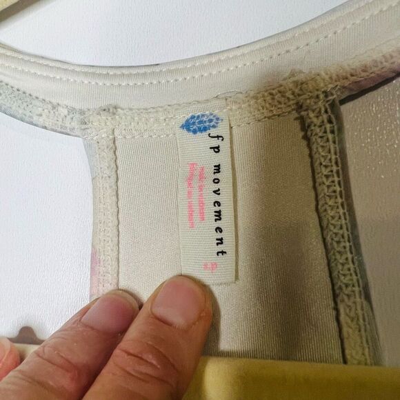 Free People Movement Sports Bra Pink Tan Gray Camouflage Small - Picture 5 of 7